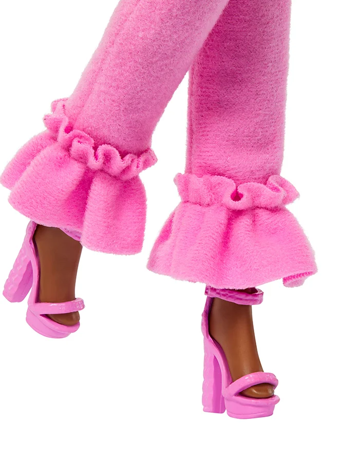 Barbie #Barbiecore Deluxe Fashionistas - Petite