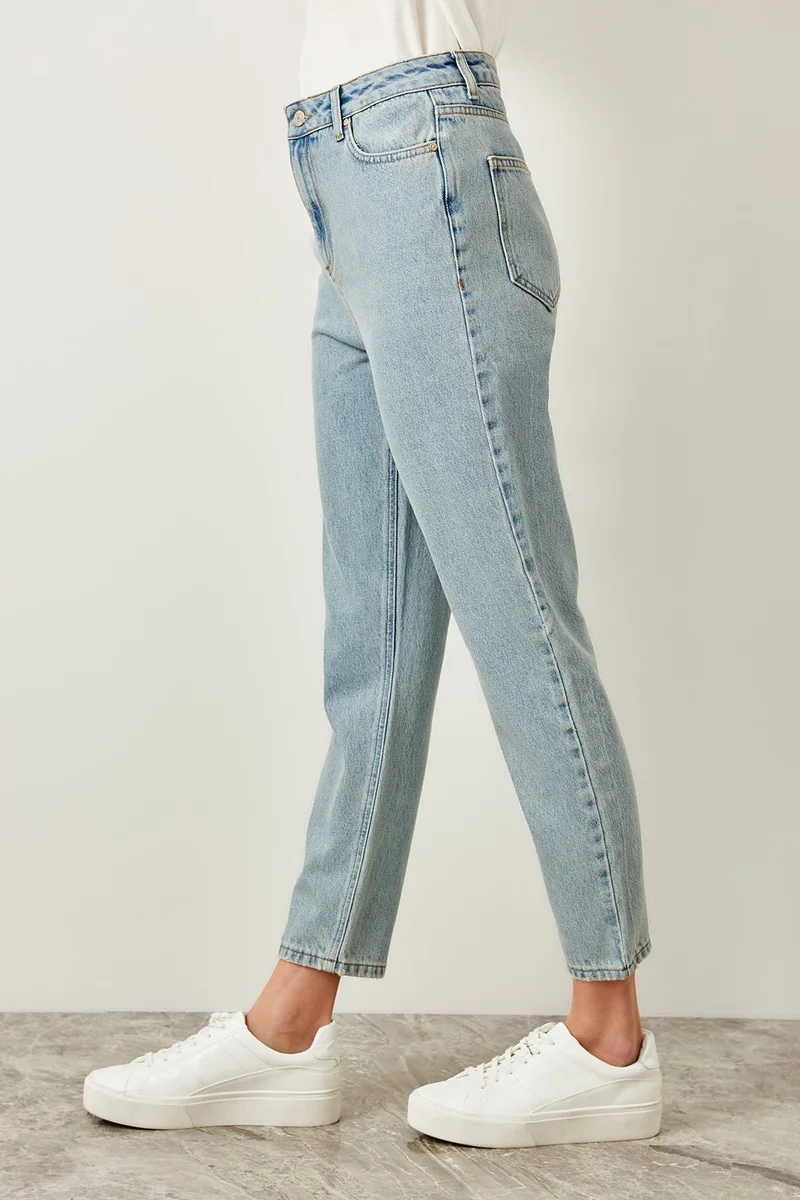 trendyol Dark Wash Straight Jeans