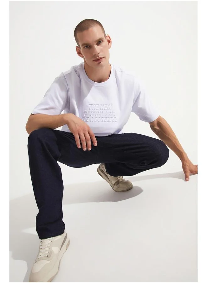 JUNE June Men Oversize Pattern Embossed Printed Crew Neck Tshirt White