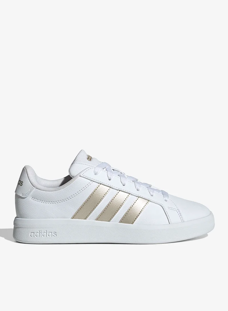 اديداس جراند كورت بيس ٣