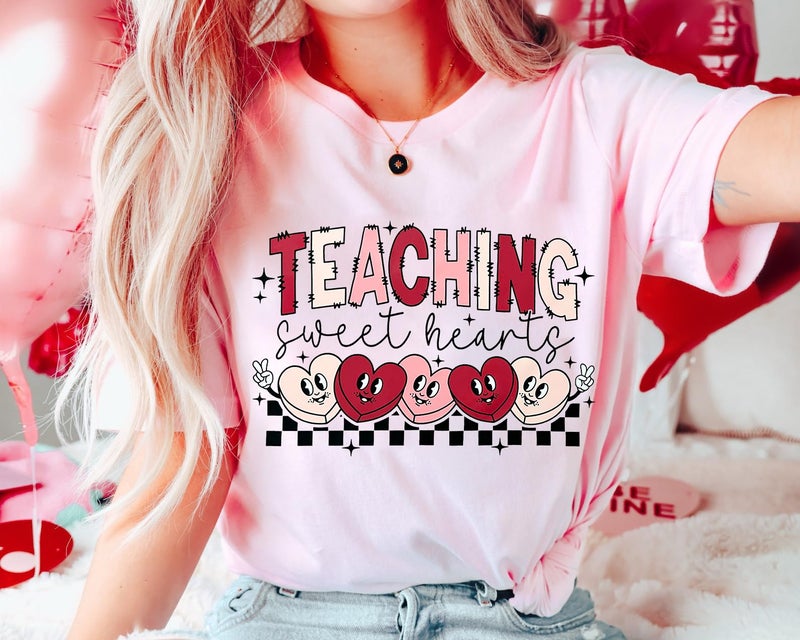 BEIDEFY Teacher Valentines Shirt for Womens Teaching Sweethearts T-Shirt Short Sleeve Candy Heart Tee Tops Light Pink - Image 2