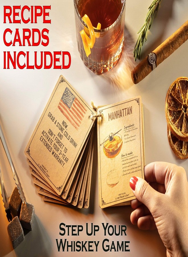 مكسولوجي آند كرافت مجموعة هدايا أحجار تبريد الويسكي، تتضمن كأسين كريستال سعة 10 أونصات، و8 أحجار تبريد من الجرانيت، وقاعدتين من الأردواز، وملقط معدني، وبطاقات وصفات كوكتيل، جميعها في صندوق خشبي مربع الشكل. - Image 3