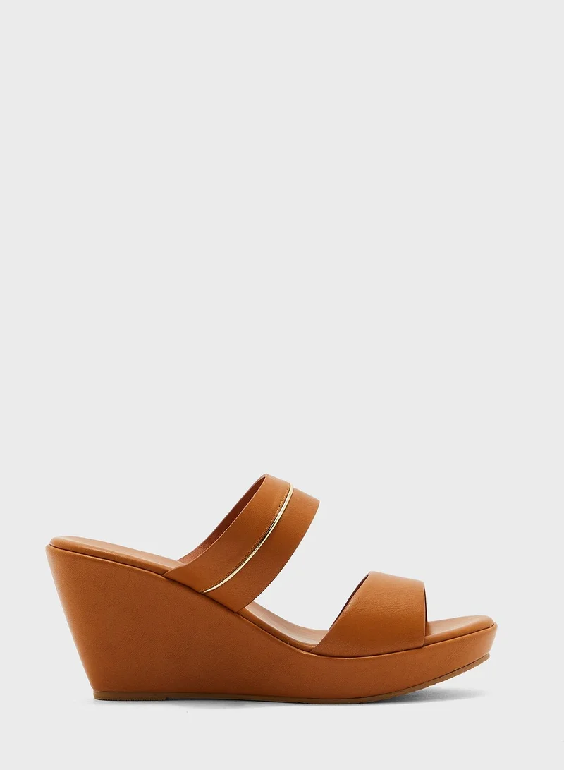 Vincci Mid Heel Wedges
