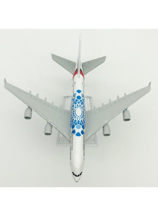 16cm Alloy Aircraft Tabletop Display Model 1:400 Scale UAE Expo No. A380 Aircraft Model Decorations Toys Furniture Decorations Collection Gifts  - Image 2