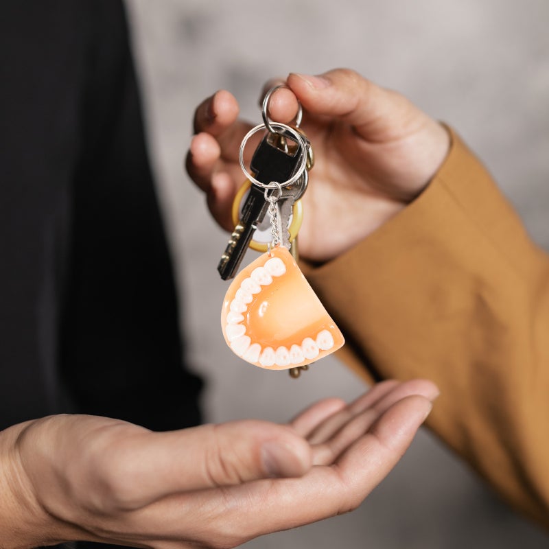 5pcs Design Key Funny Keychain Ornament Car Pendant Adorable Keychain Tricky Props - Image 3