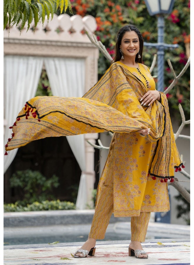 Rangeelo كُرتا صفراء مزخرفة بالأزهار للنساء - Image 3