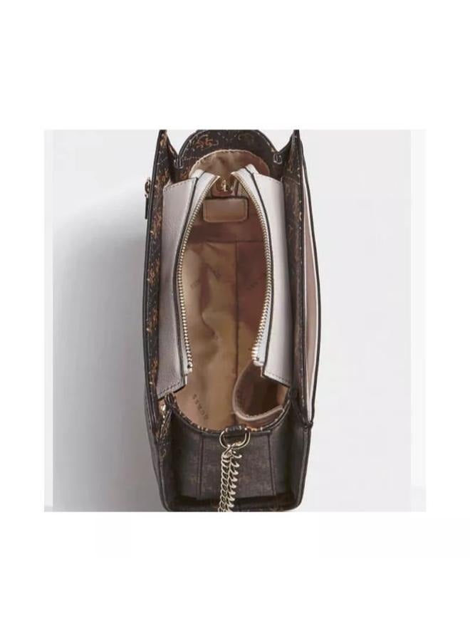 GUESS A distinctive Guess bag for women - Image 3