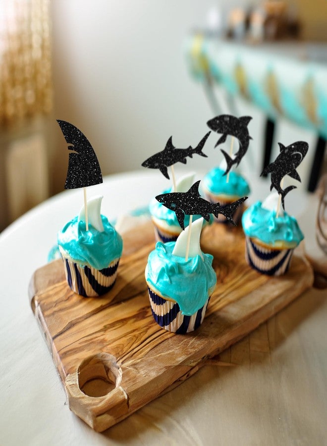 ايفلين مجموعة إيفلين لتزيين الكب كيك على شكل زعانف سمكة قرش، 24 قطعة، لون أزرق لامع، بتصميم زعانف سمكة قرش، مناسبة لحفلات استقبال المولود الجديد وأعياد ميلاد الأطفال، لون أسود. - Image 4