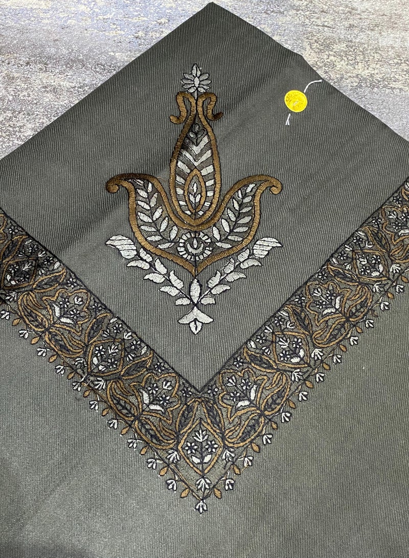 عمامة راس رجالي ، شال للرجل صيفي نقش خياطة ، شالات رجالية ، شيلان يمني عربي ، عصبة الراس ، قبعة صيفية ، هدايا رجالية ، هدايا للرجال ، الشال العربي ، عمامة سعودية اماراتية خليجية عمانية يمنية اسلامية - Image 2