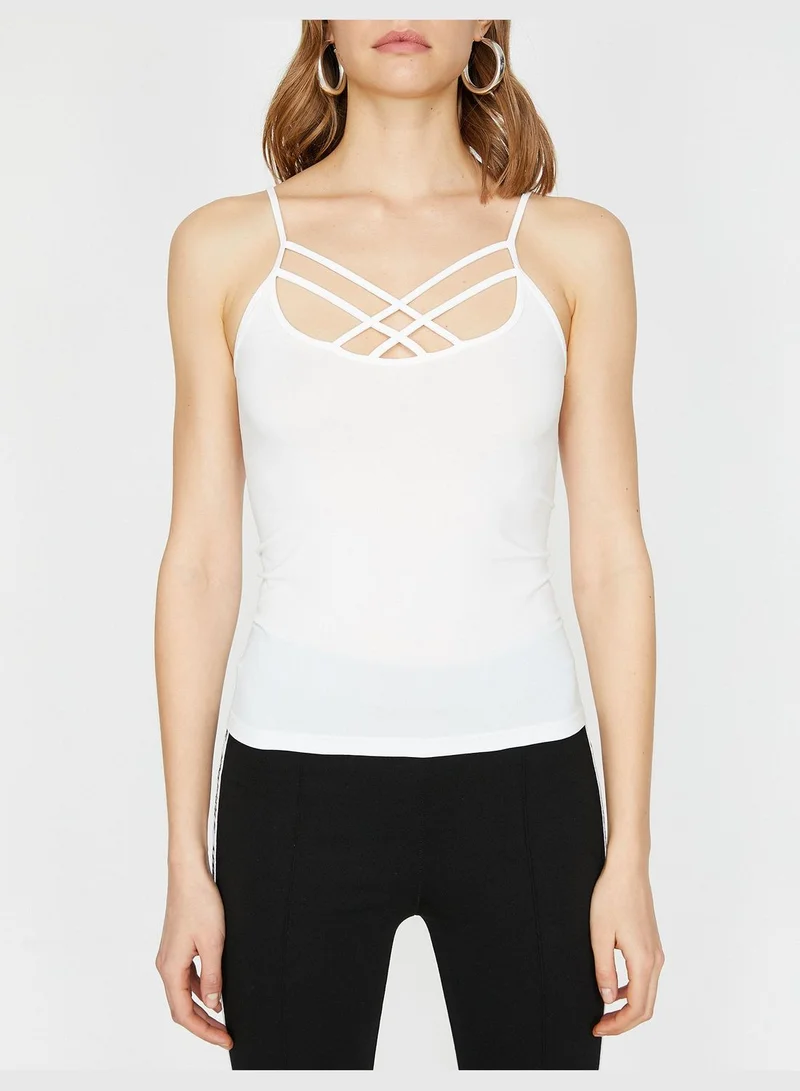 كوتون بلوزة بحمالات رفيعة