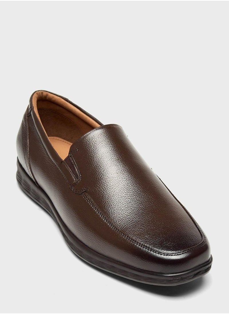 LBL by Shoexpress Casual Slip Ons Shoes  - Image 4