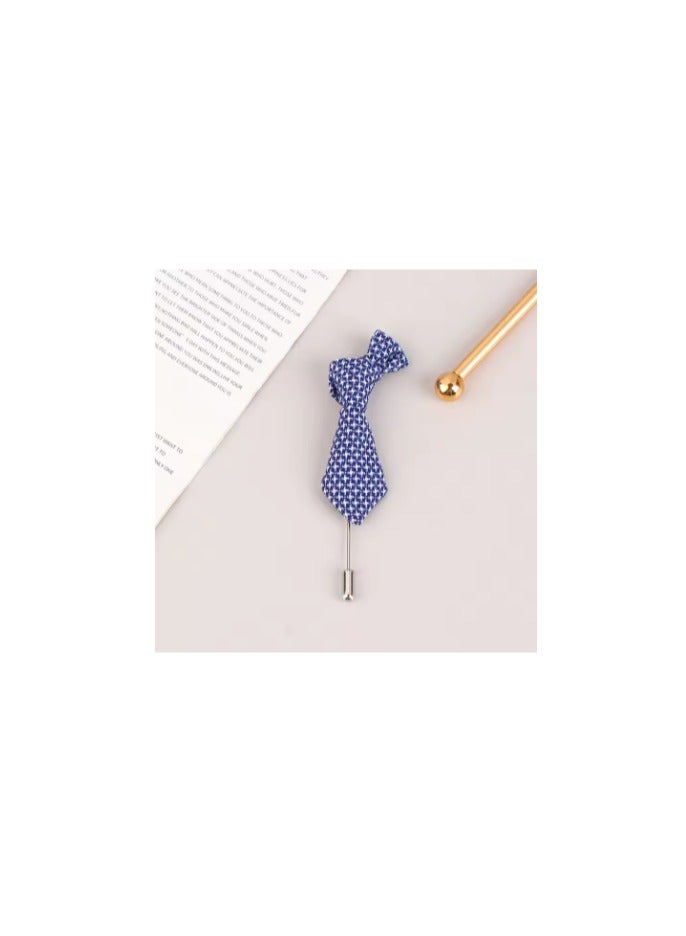 Checkered tie pin, a stylish men's accessory for a formal look