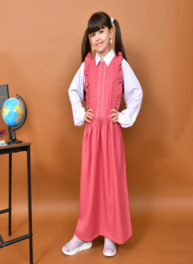 HAWRAA ABAYA Tala pink apron: side ruffle design with white lace on the front