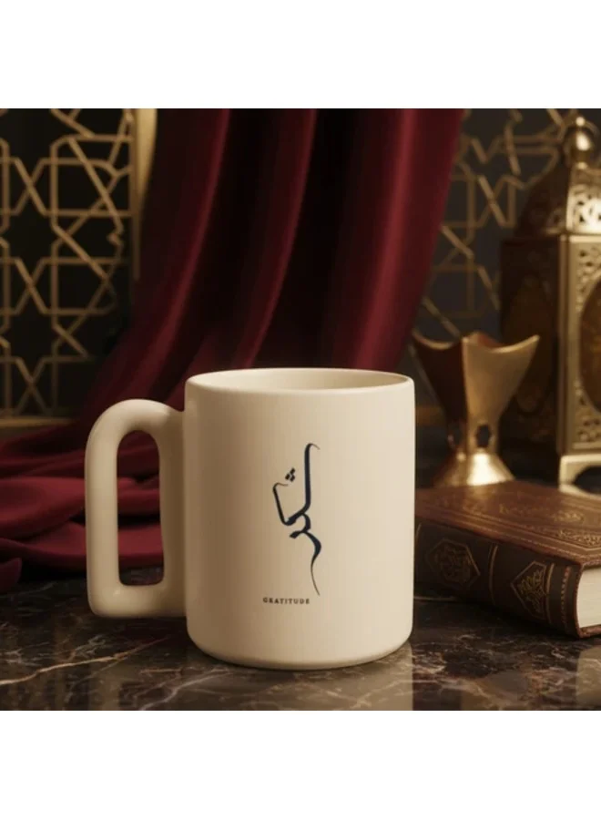 تحفة لوكس كوب باب بخط الامتنان – مفرد (350 مل، عاجي) | سيراميك مصنوع يدويًا بخط عربي وإنجليزي