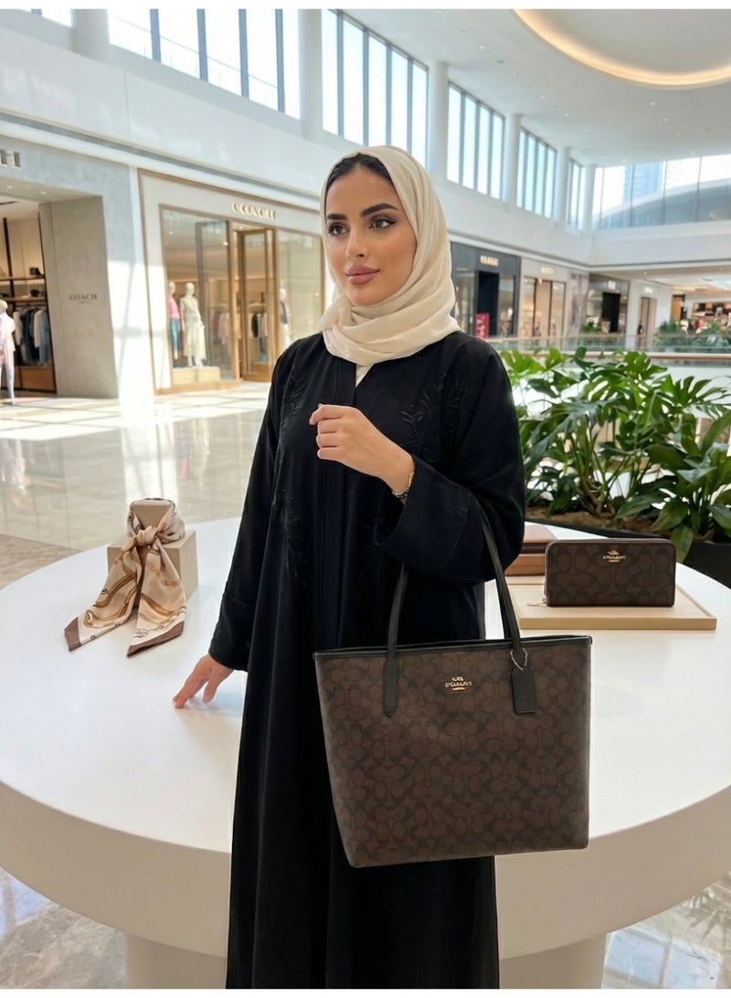 كوتش اوت ليت حقيبة كوتش سيتي توت المصنوعة من القماش الموقّع، من موضة النساء، متعددة الاستخدامات، بسعة كبيرة، مقاس كبير، قابلة للحمل باليد والكتف - Image 3