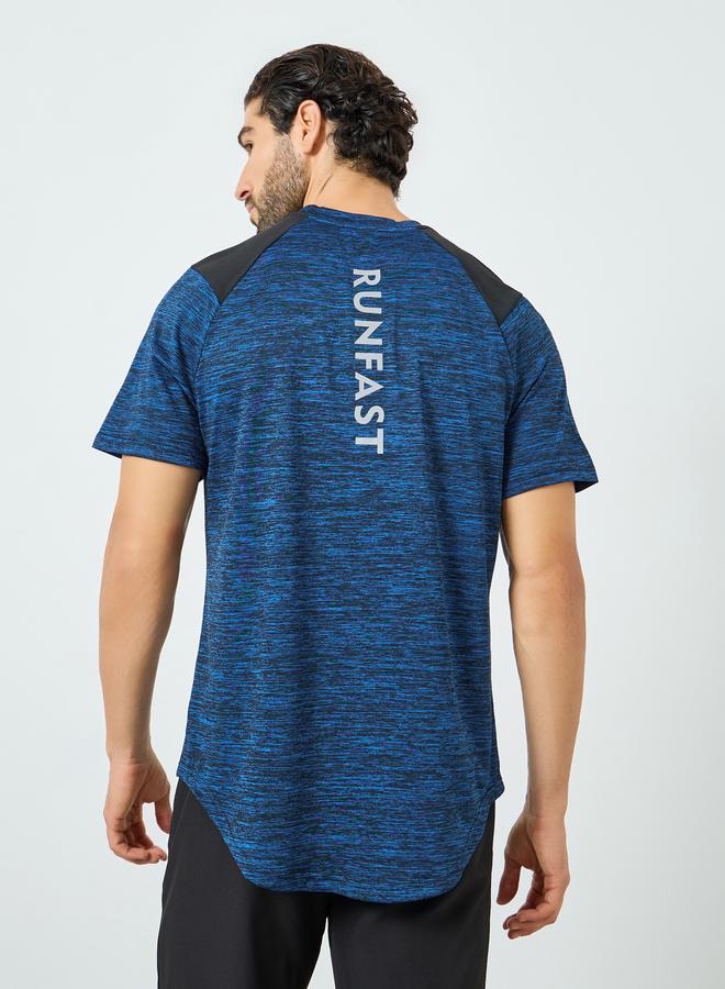 ستايلي اكتيف تيشيرت تدريب بحافة سكوب وأكتاف متباينة - Image 4