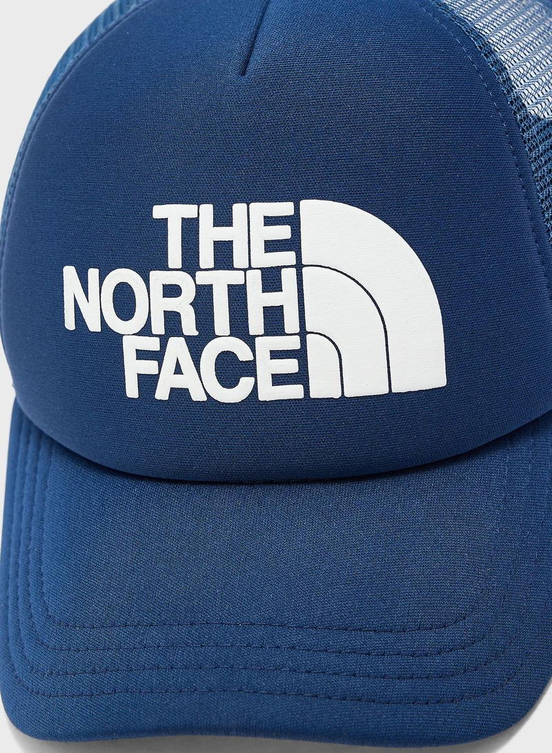 northface Essential Logo Trucker