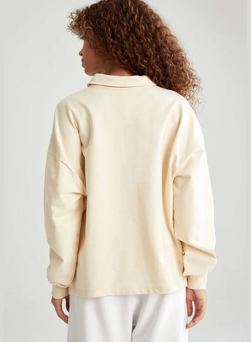 DeFacto V Yaka Slogan Baskılı Oversize Fit Sweatshirt