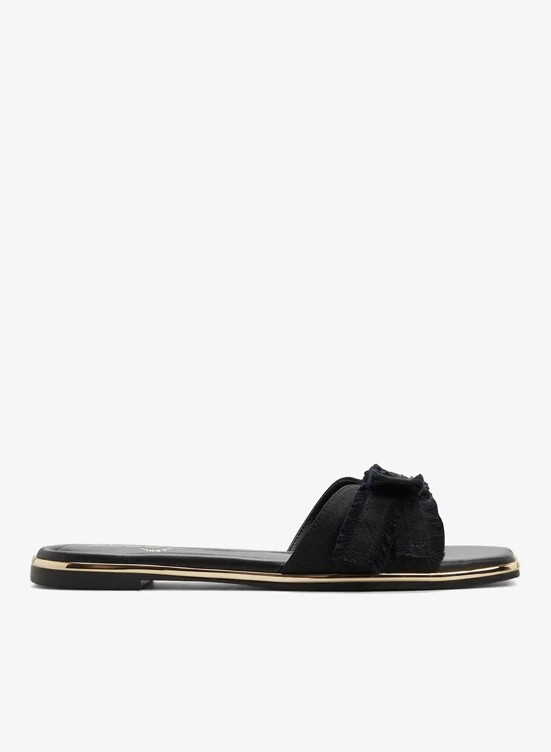 الدو Women's Flat Sandals