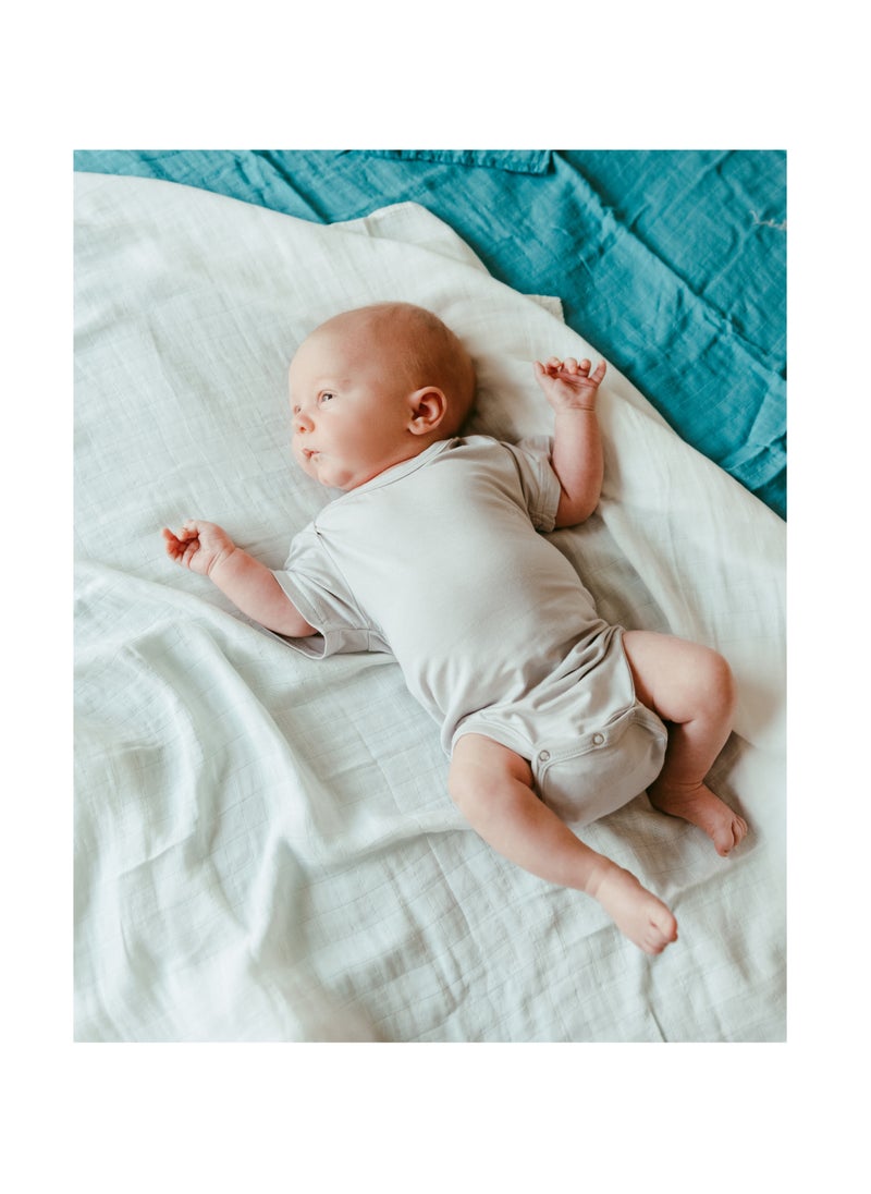 Anvi Baby - Organic Bamboo Spandex Bodysuit- Grey	3 to 6 months - Image 1