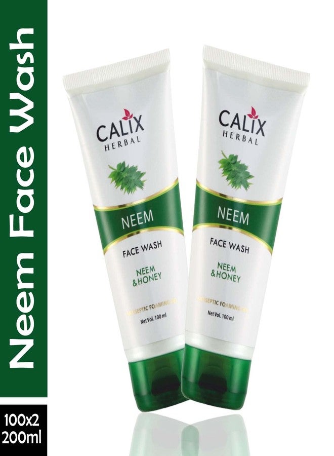 كلاليكس هيربال غسول الوجه بالأعشاب العضوية والأيورفيدية من كاليكس، بخلاصة النيم، يساعد على التحكم في حب الشباب والبثور والشوائب والزيوت. غسول فائق التنقية غني بالنيم والعسل. مناسب لجميع أنواع البشرة - 100 مل - (عبوة من قطعتين) - Image 2