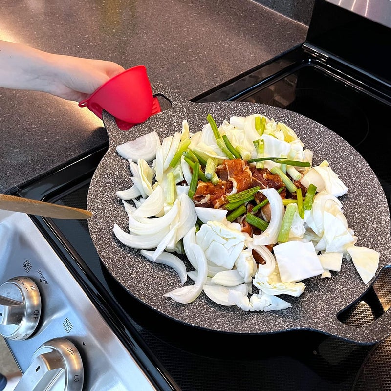 Saltlas Korean Style BBQ Grill Pan for Stove Top, Camping and IH, 13" Round Griddle With Double Bottom, Non-stick Coating Frying Pan - Image 2