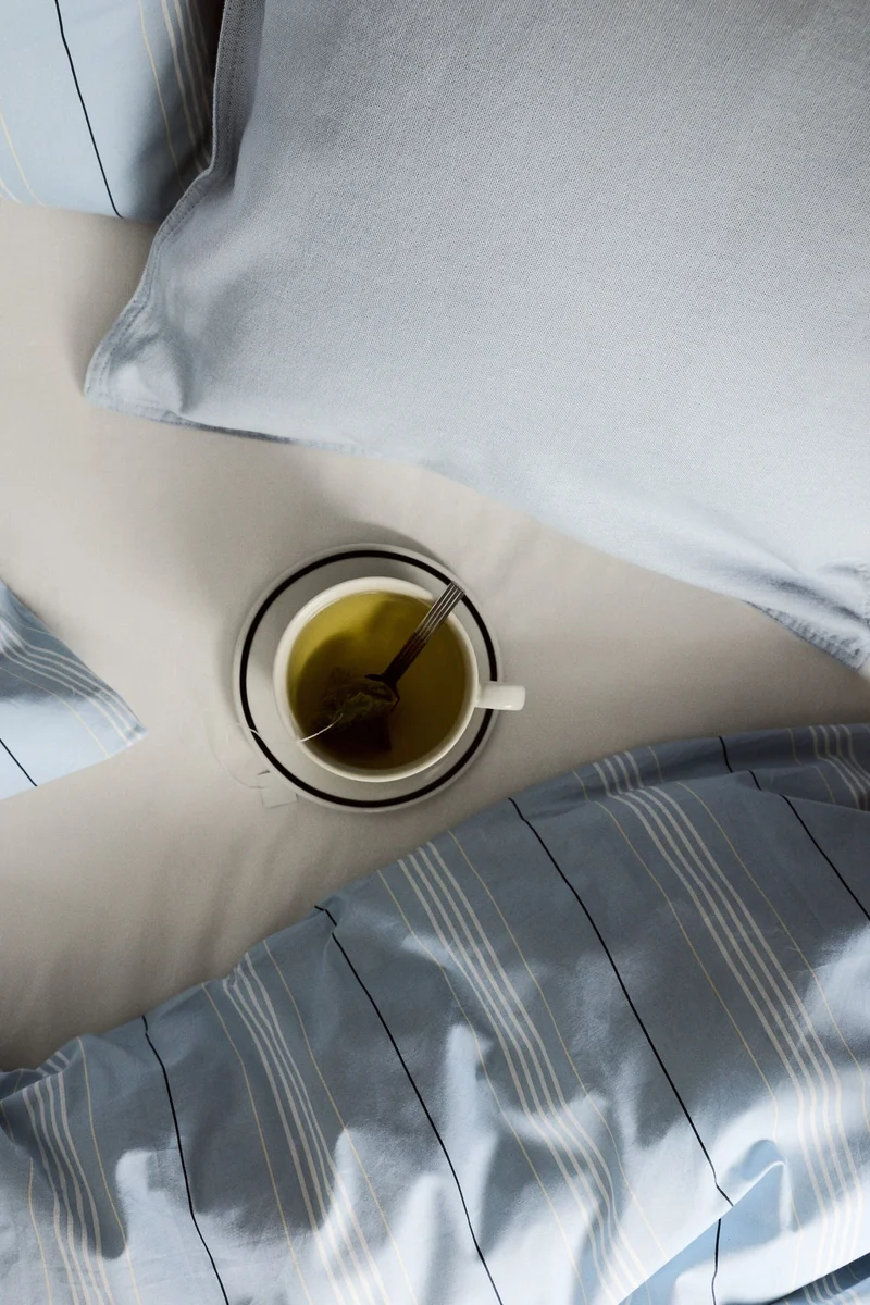 H&M Linen-blend cushion cover