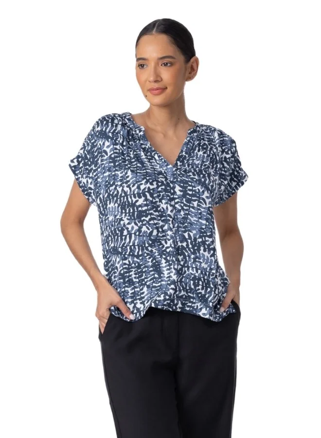 ZABAIONE Abstract Print V-Neck Cap Sleeve Blouse - Blue and White