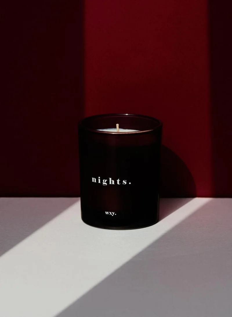 دبليو اكس واي شمعة معطرة  برائحة  فانيليا وبوربون