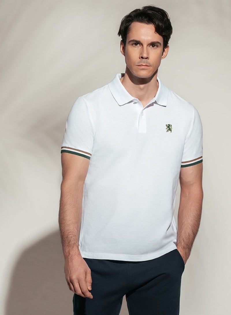 GIORDANO بولو أداء رفيع من القطن للرجال مع تطريز أسد صغير - Image 1