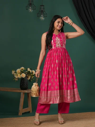 globus Women Ethnic Motifs Printed Pleated Kurta With Palazzos