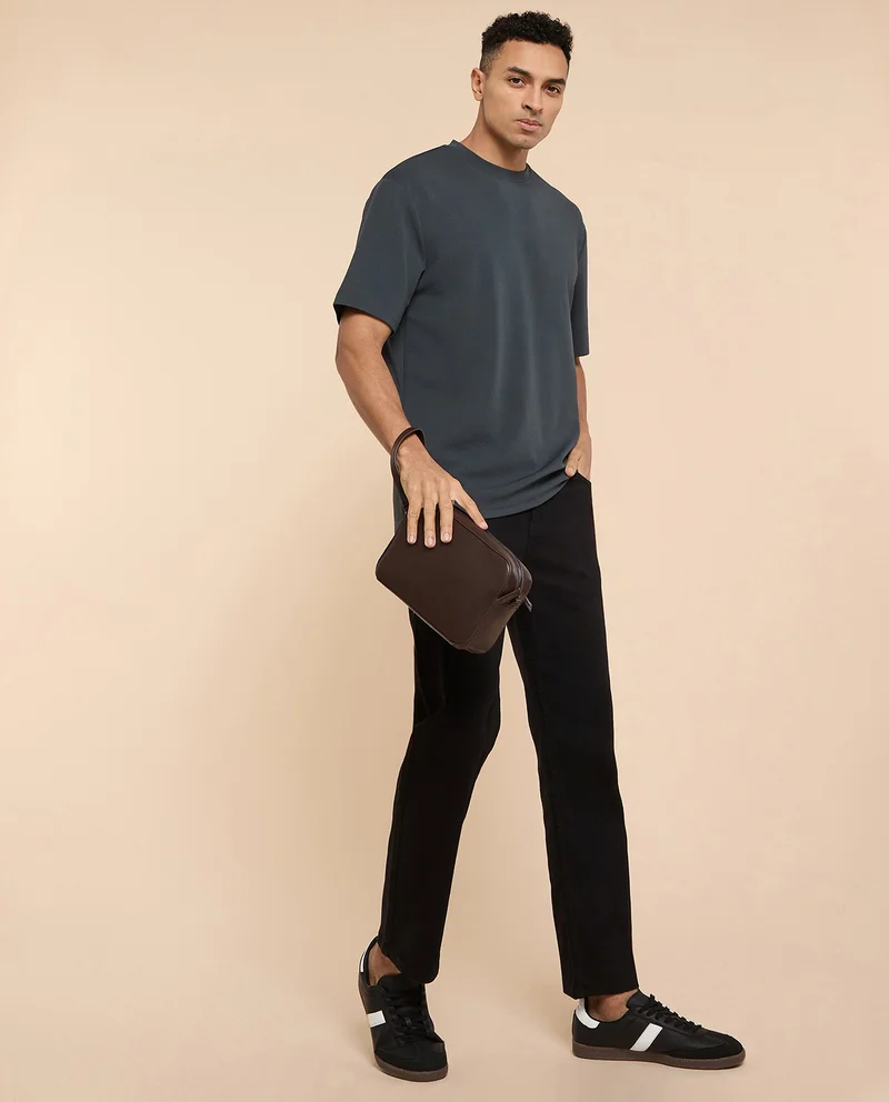 أر أند بي Solid Straight Fit Jeans with Button Closure