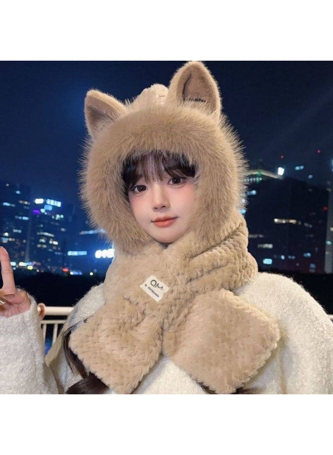 كاب فرو مع كوفيه مدمج 🐱💛   تصميم أذنين لطيف ودفء كامل للشتاء ❄️🧣   ستايل أنيق ومريح يناسب الجميع
