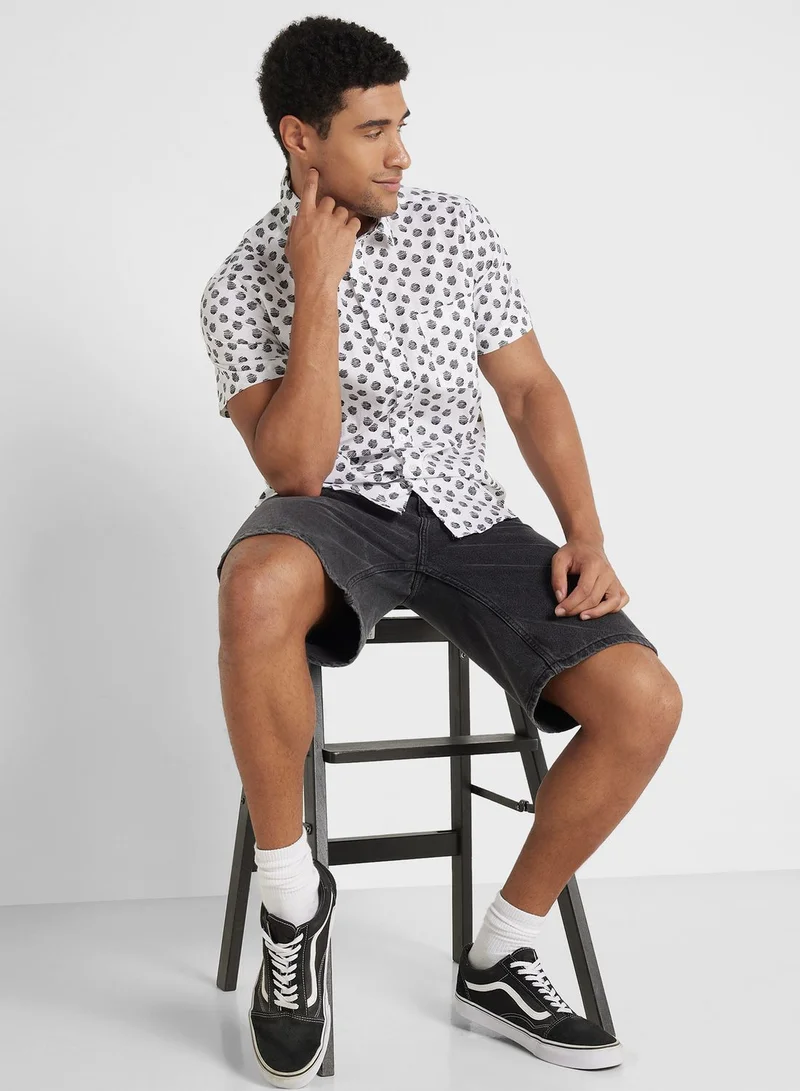 سفنتي فايف Geo Print Shirt