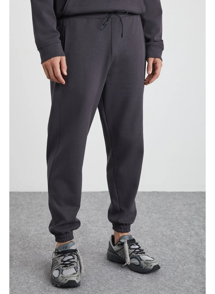 GRIMELANGE Arragon Men's Basic Elastic Leg Soft Fabric 3 Thread Organic Cotton Anthracite Sweatpants