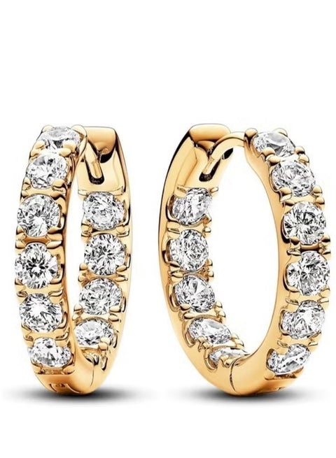 أقراط دائرية نسائية مرصعة بالزركونيا المكعبة من "إتيرنالز سباركل"