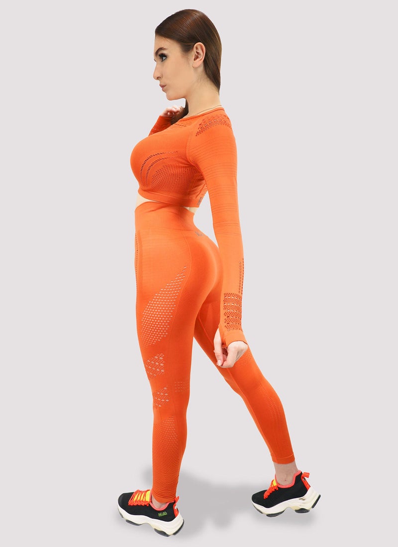 KIDWALA ACTIVE مجموعة كيدوالا المكونة من قطعتين - ليجنغز عالية الخصر مع قميص بأكمام طويلة مقصوصة وفتحات للإبهام لتمارين الجيم واليوغا للنساء (صغير، برتقالي) - Image 3
