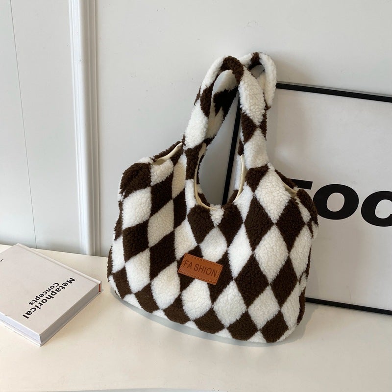 Fashionable Rhombus Plush Handbag Women'S Bag 2023 Korean Style Lazy Style Handbag Shoulder Bag - Image 5