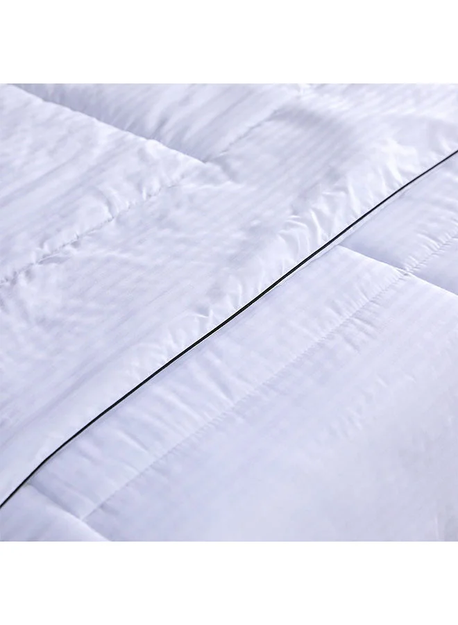 DANUBE HOME Indulgence Twin Duvet 100% Cotton  300 Thread Count Plush Duvet Inserts Breathable Soft Comforter Coverbed Essentials For Bedroom  L 160 X W 200 Cm  White