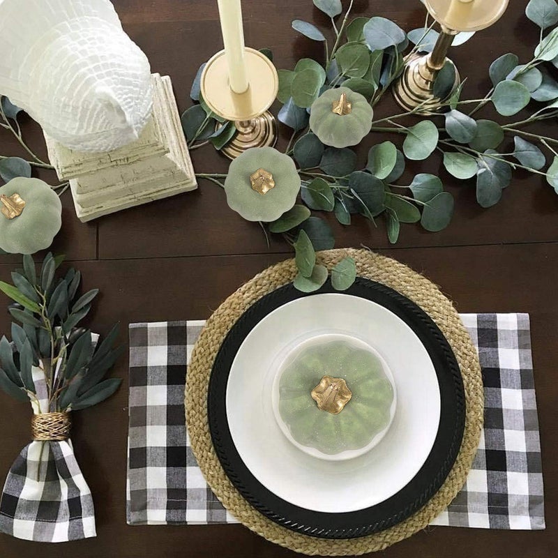 Whaline قرع صناعي من وايلين بكميات كبيرة باللون الأخضر العتيق مزيف من الفوم يشبه القرع الحقيقي لعيد الشكر والهالوين وزينة المنزل والحفلات والمناسبات (12 قطعة) - Image 4