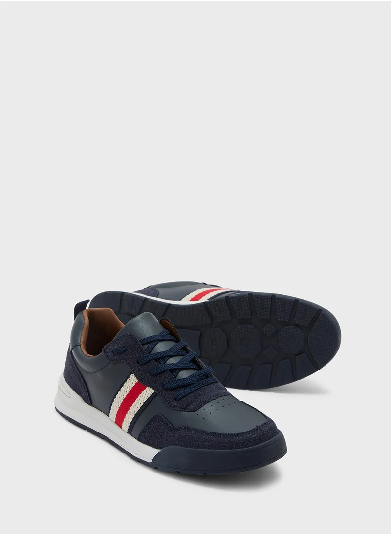 سفنتي فايف Webbing Detail Retro Sneakers