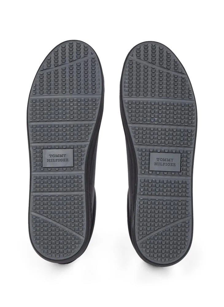 تومي هيلفيغر Casual Lase Up Low - Top Sneakers