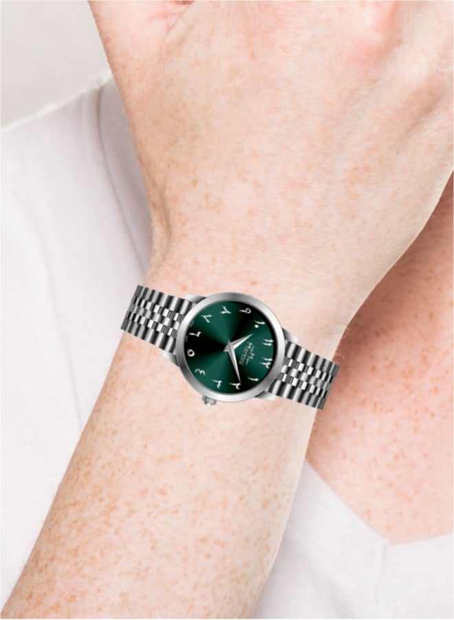 MARTINI Elegant Martini Men's Watch Stylish Green Dial Stainless Steel Band Water Resistant Perfect for Casual and Formal Wear - Image 2