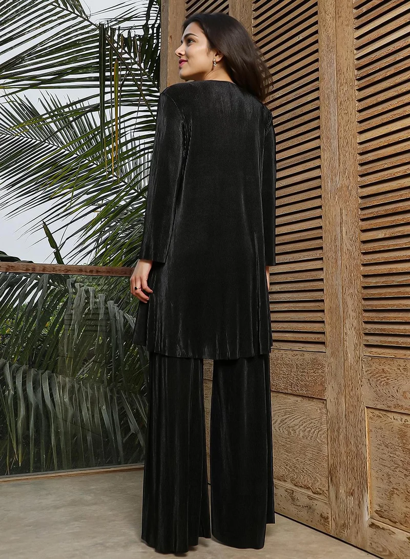 QISSA Women's Onyx Black Accordian Kurta Set