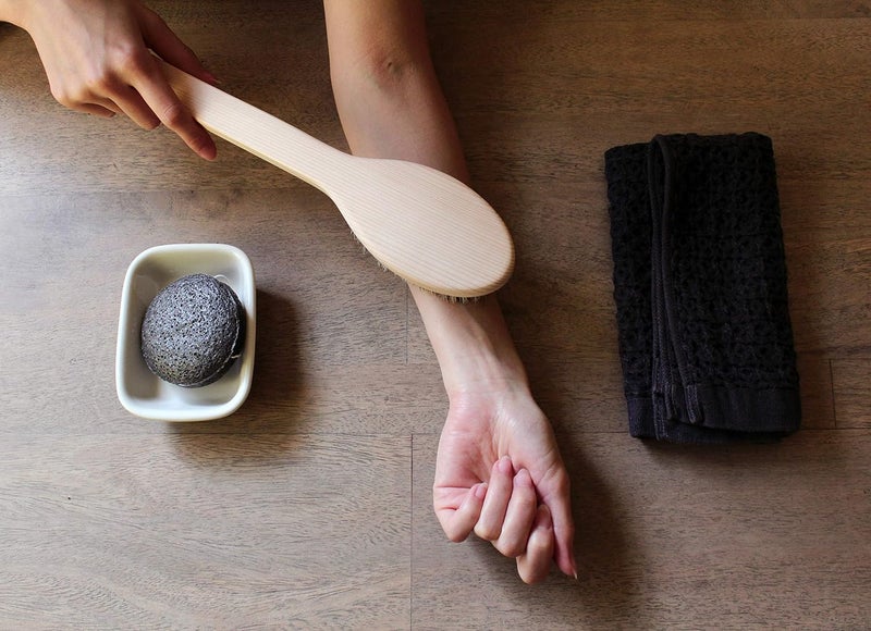 IPPINKA Japanese Body Brush for Bath or Dry Brushing Exfoliation Cellulite Treatment Short Handle Soft - Image 4