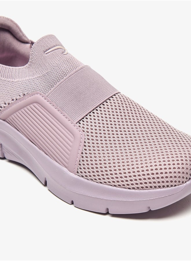 Mesh Detail Slip-On Sports Shoes with Pull Tab - pzsku/ZCCD8E5D5C44D3C9B1029Z/45/_/1724079259/13cd31fb-e381-4c5e-a17c-65c24ba13ee1