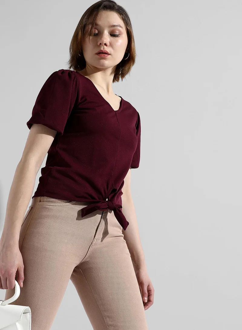 بينيا كولادا PINACOLADA Women's Solid Maroon Regular Fit Top For Casual Wear | V Neck | Short Sleeve | Top Crafted With Regular Sleeve, Comfort Fit & High-Performance For Everyday Wear