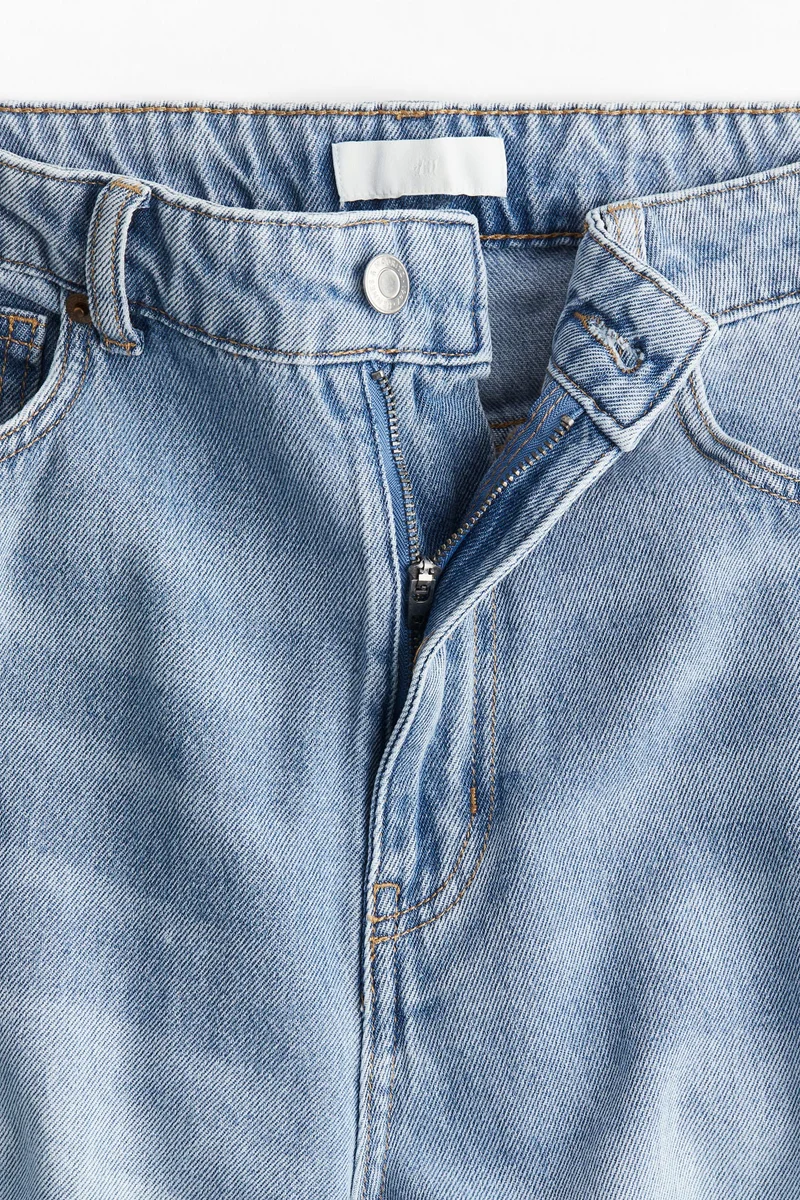 اتش اند ام جينز بقصّة أرجل واسعة وخصر عادي