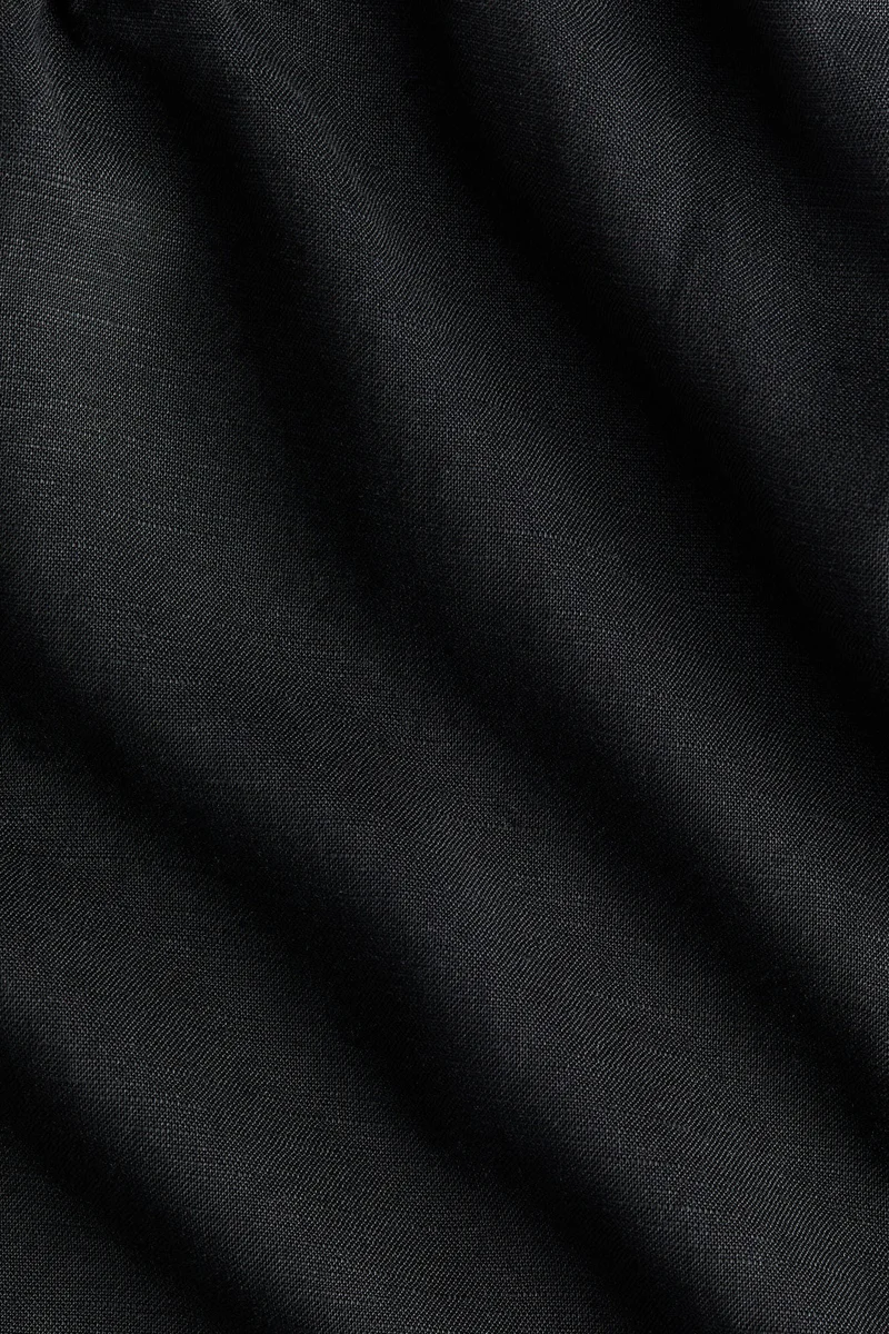 اتش اند ام شورتات من مزيج الكتان من تشكيلة ماما