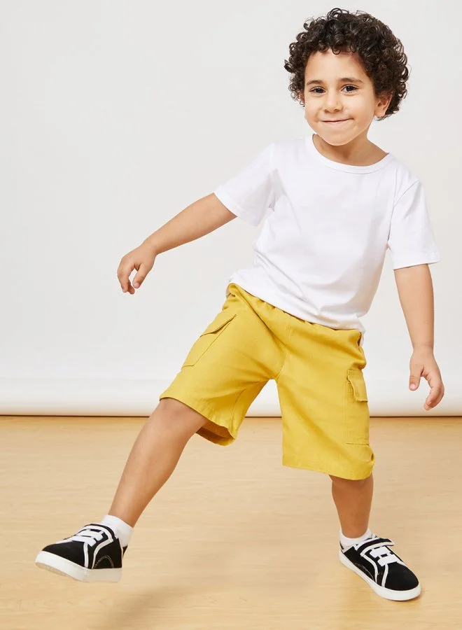 Styli Side Flap Pocket Short